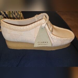 Women's clarks